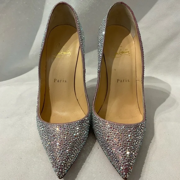 Christina Louboutin Pumps - Picture 2 of 6